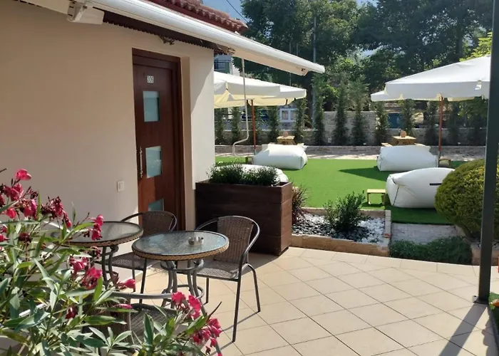 Anassa Deluxe & סקאלה פוטאמיאס