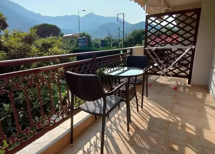 מלון דירות Anassa Deluxe & 3*