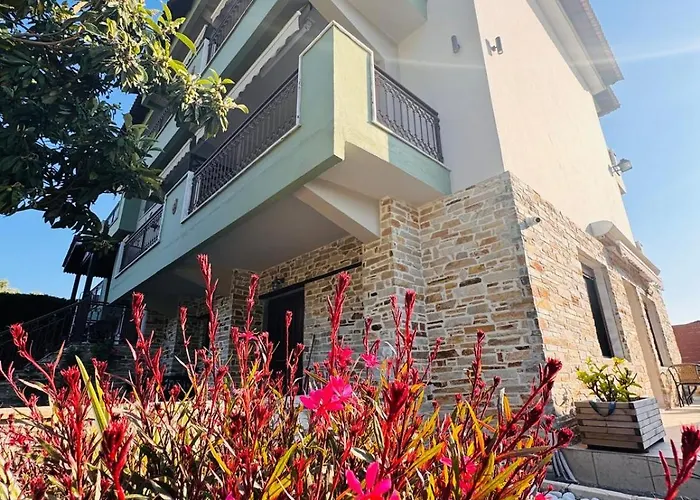 Anassa Deluxe & מלון דירות 3*