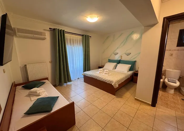 מלון דירות Anassa Deluxe & 3*