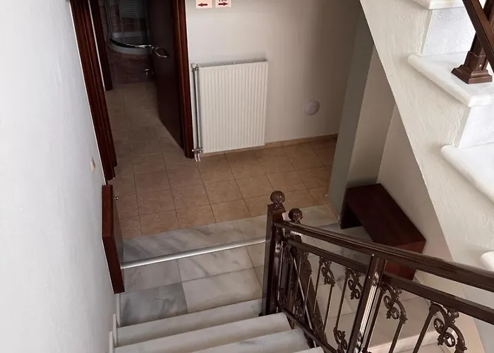 Anassa Deluxe & מלון דירות סקאלה פוטאמיאס