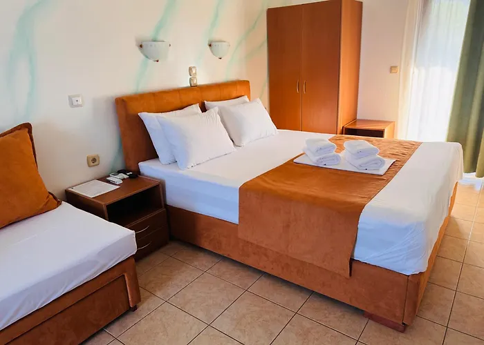 Anassa Deluxe & מלון דירות 3*