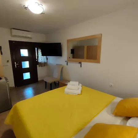 Aparthotel Anassa Deluxe &