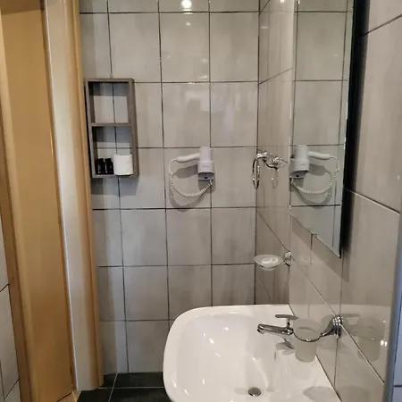Anassa Deluxe & *