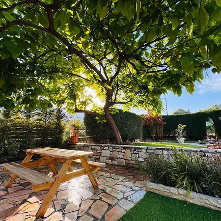 Aparthotel Anassa Deluxe & 3*