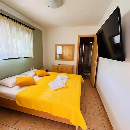 Anassa Deluxe & Aparthotel