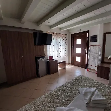 Anassa Deluxe & Aparthotel