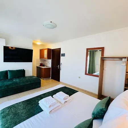 Anassa Deluxe & Aparthotel