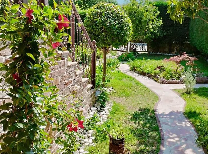 Апарт-отель Anassa Deluxe & 3*