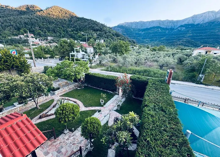 Апарт-отель Anassa Deluxe &