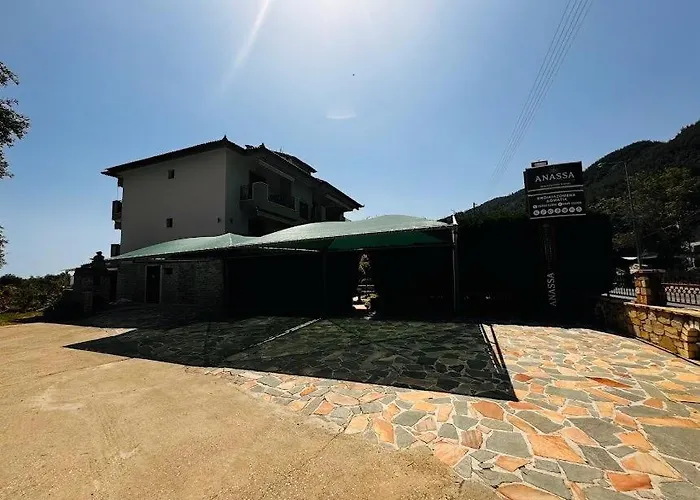 Anassa Deluxe & Апарт-отель 3*